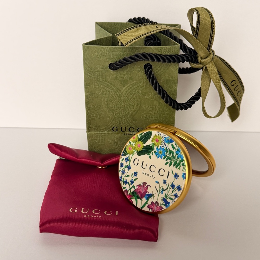 GWP Gucci Beauty Floral Compact Mirror With Mini Gift Bag, Ribbon & Pouch